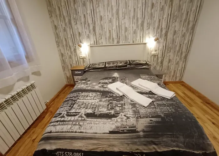 Oreja De Oso Inmocyma アパート